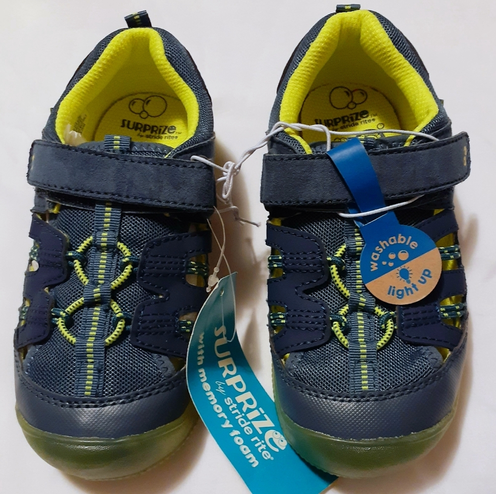 Toddler boys hiking sandals light up